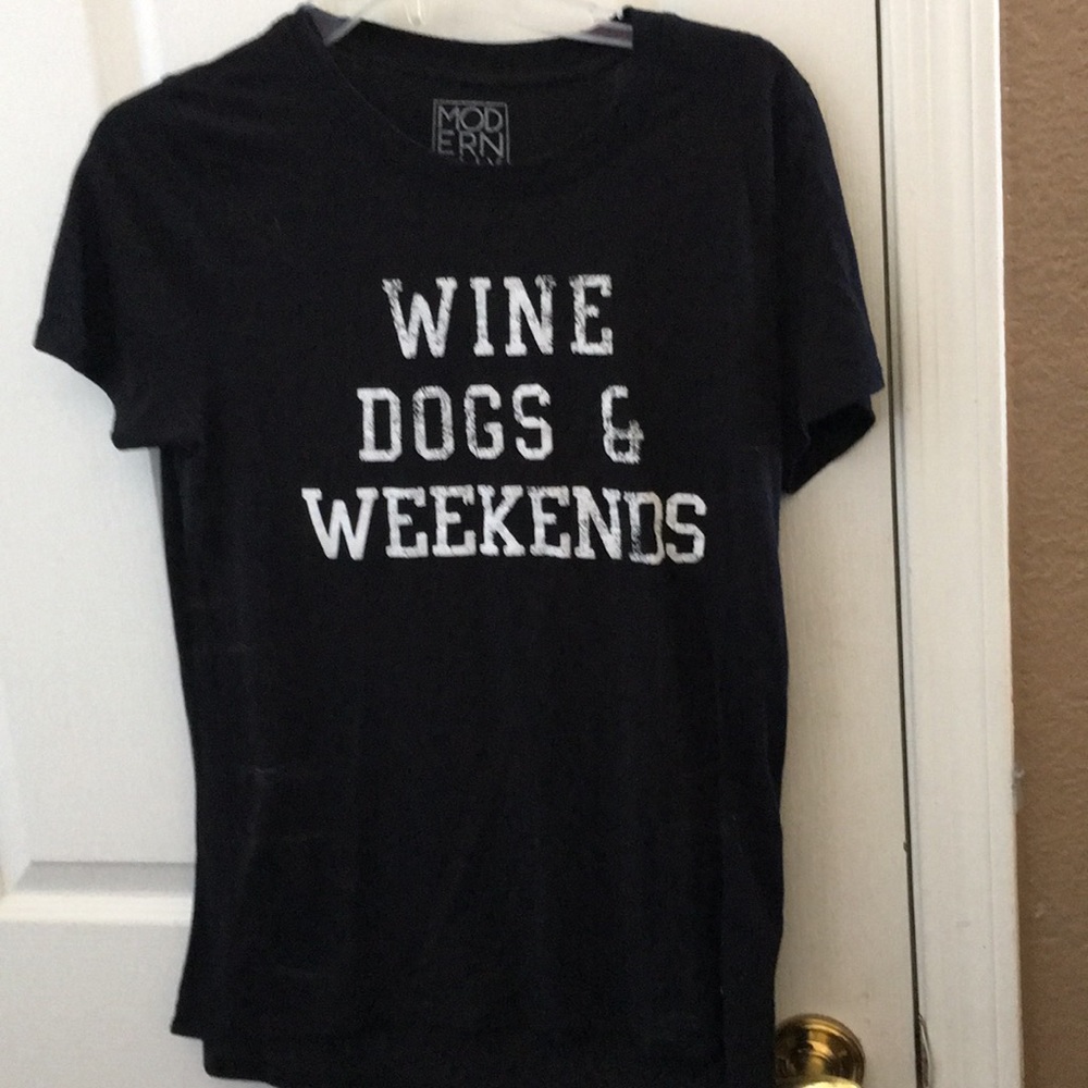 FINAL MARKDOWN Ladies modern lux tee large